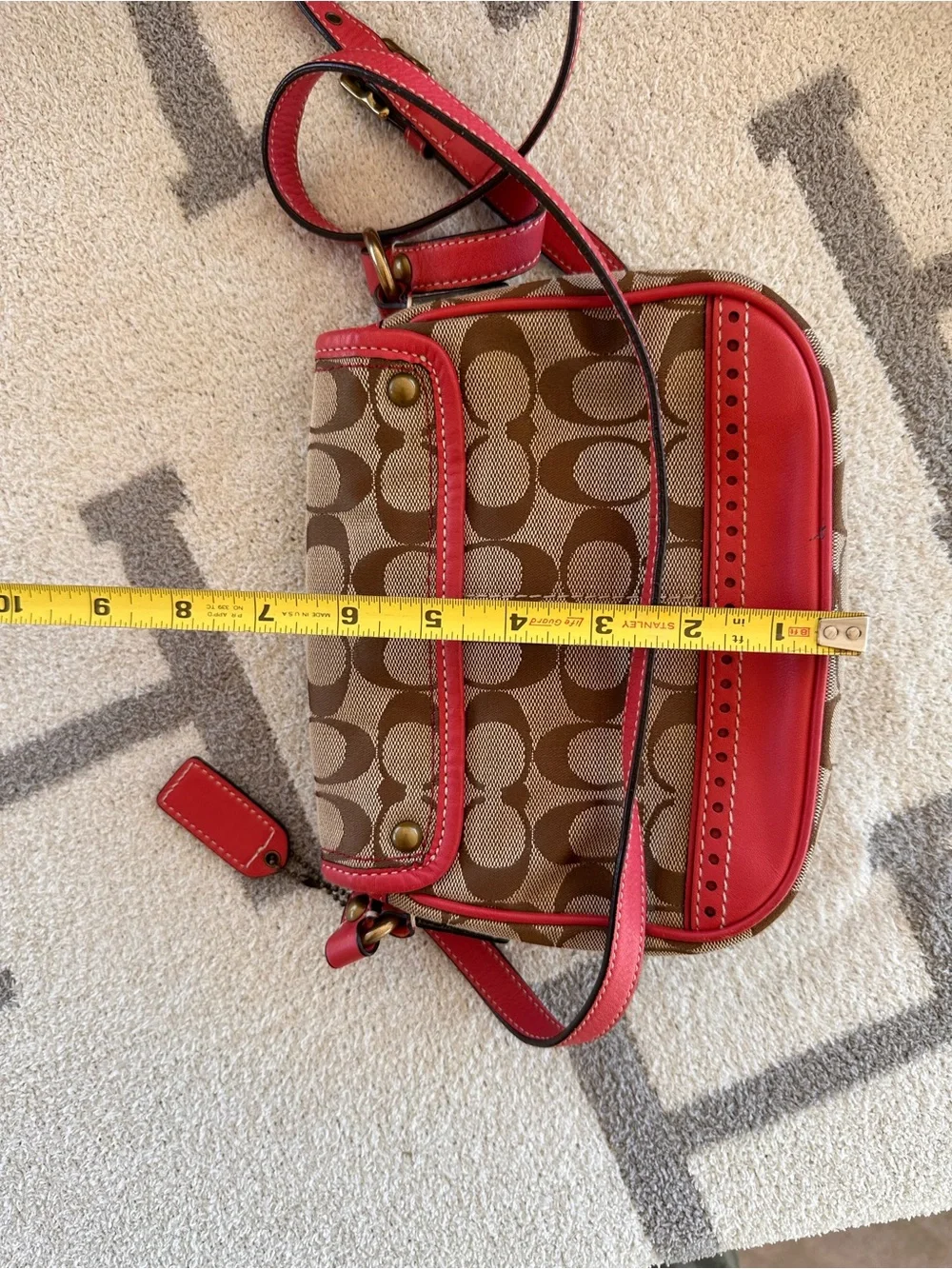 Coach Legacy Turnlock flap crossbody Signature Crossbody Bag in Brown and Red